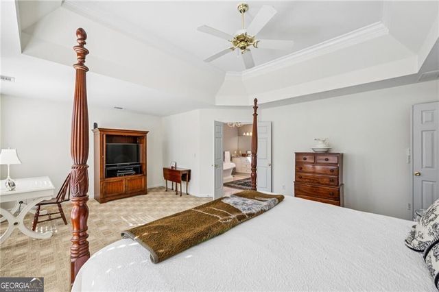 1055 Brookhaven Walk NE, Atlanta, GA 30319