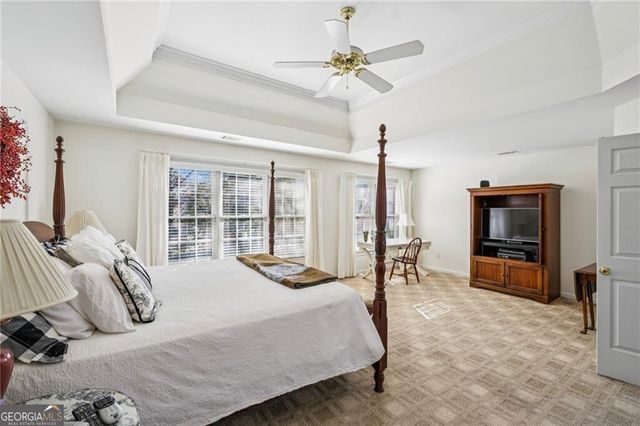 1055 Brookhaven Walk NE, Atlanta, GA 30319