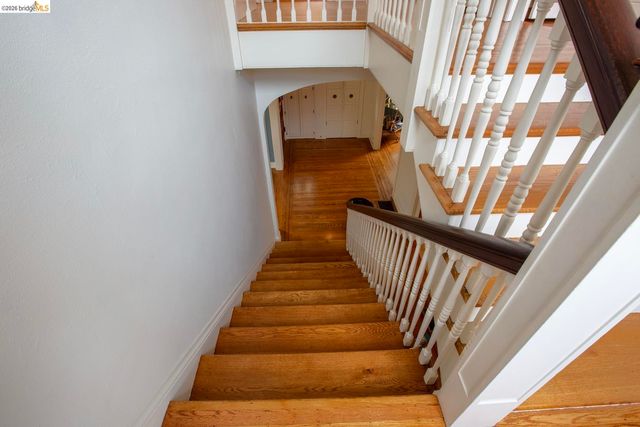 6406 Mystic, Oakland, CA 94618