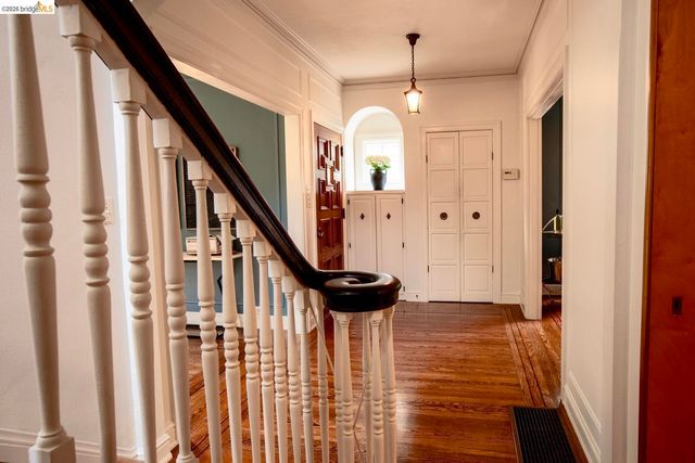 6406 Mystic, Oakland, CA 94618