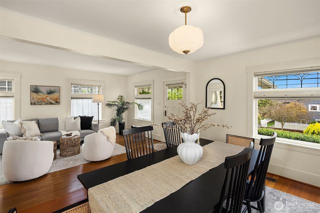 3505 Burke Avenue N, Seattle, WA 98103