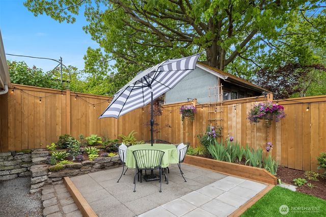 3505 Burke Avenue N, Seattle, WA 98103
