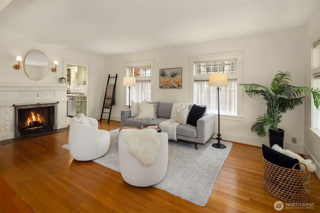 3505 Burke Avenue N, Seattle, WA 98103