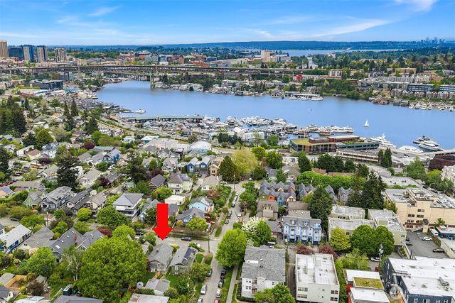 3505 Burke Avenue N, Seattle, WA 98103