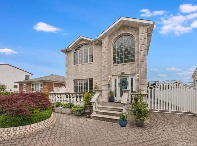 15823 92nd Street, Howard Beach, NY 11414