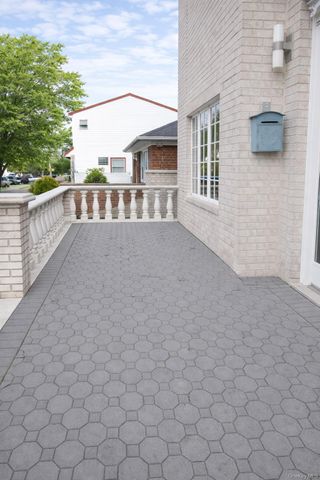 15823 92nd Street, Howard Beach, NY 11414