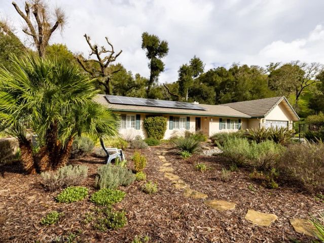 13700 Santa Lucia, Atascadero, CA 93422