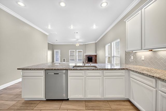 6718 Spur, Midland, TX 79705