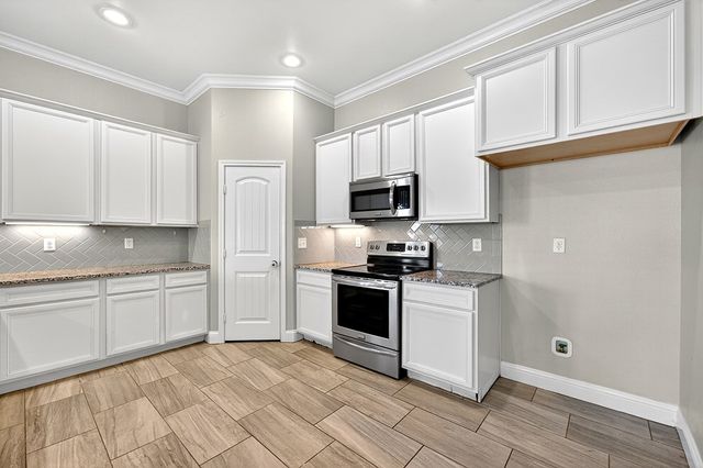 6718 Spur, Midland, TX 79705