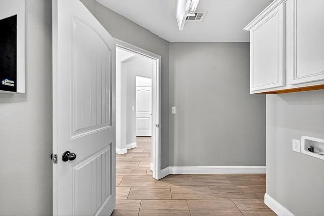 6718 Spur, Midland, TX 79705