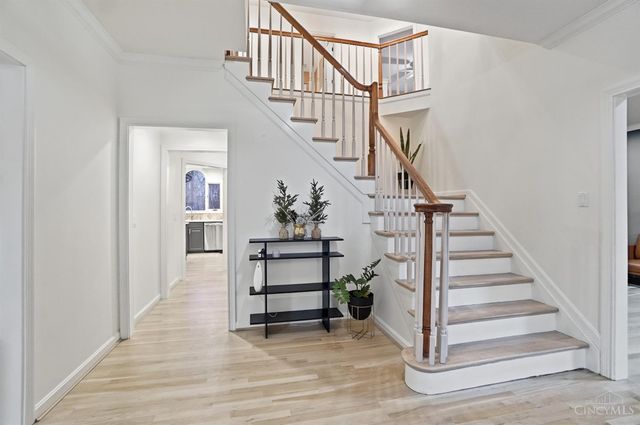 862 Miami Ridge Drive, Miami Twp, OH 45140