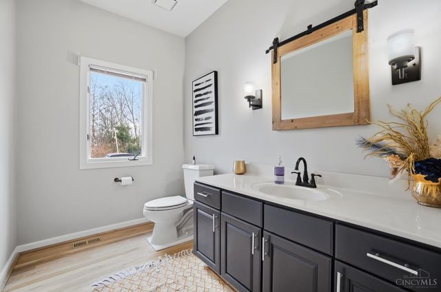 862 Miami Ridge Drive, Miami Twp, OH 45140