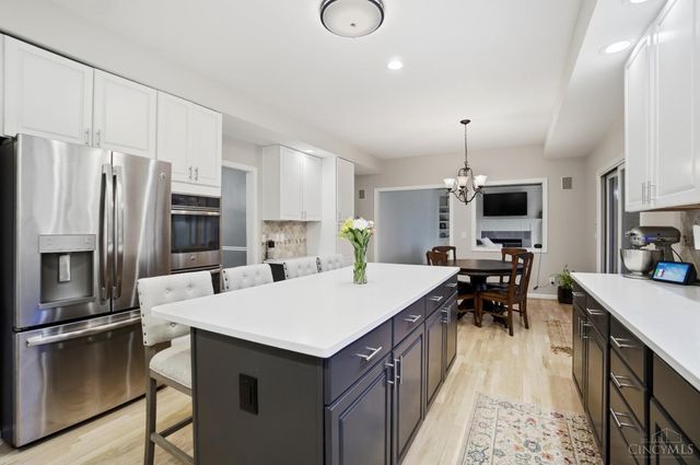 862 Miami Ridge Drive, Miami Twp, OH 45140