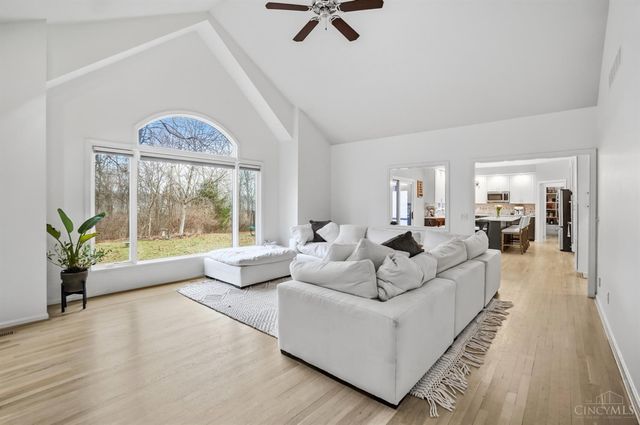 862 Miami Ridge Drive, Miami Twp, OH 45140