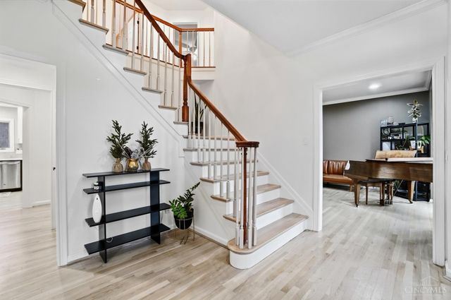 862 Miami Ridge Drive, Miami Twp, OH 45140