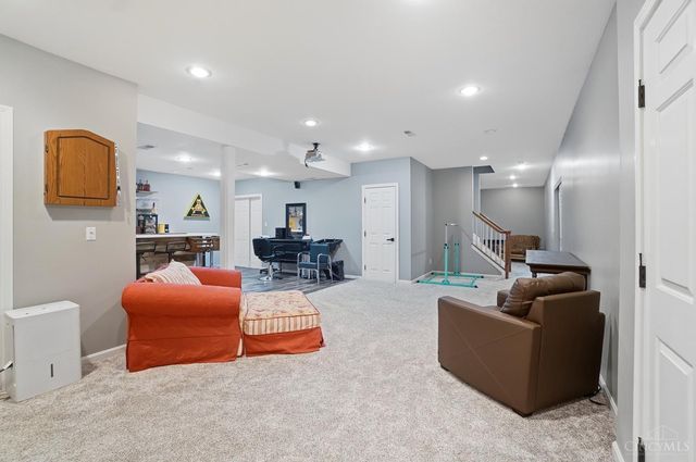 862 Miami Ridge Drive, Miami Twp, OH 45140