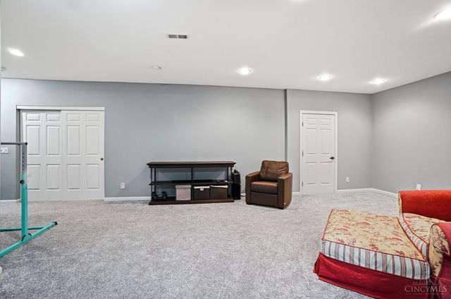 862 Miami Ridge Drive, Miami Twp, OH 45140