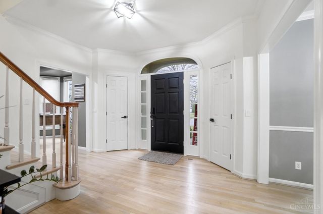 862 Miami Ridge Drive, Miami Twp, OH 45140