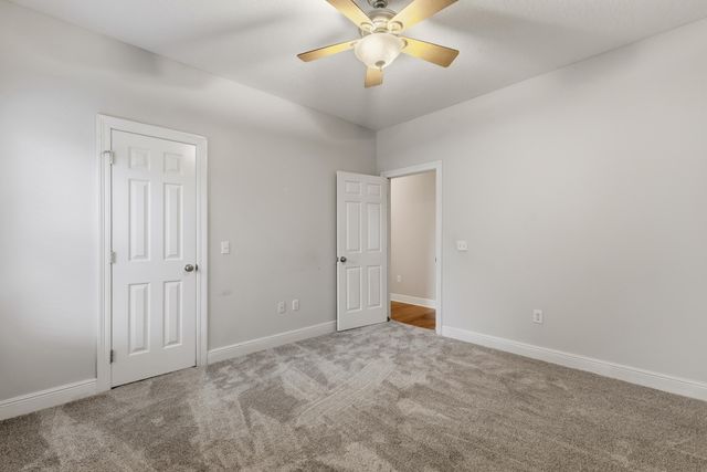 32 Le Grande, Hattiesburg, MS 39402