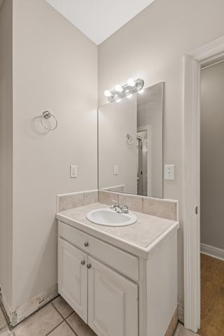 32 Le Grande, Hattiesburg, MS 39402