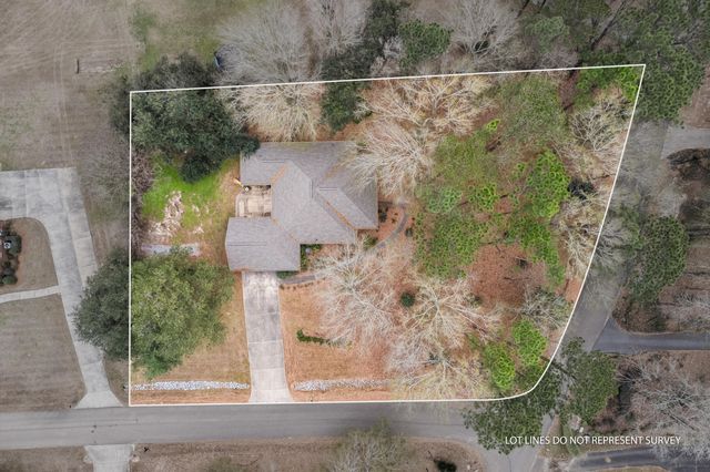 32 Le Grande, Hattiesburg, MS 39402