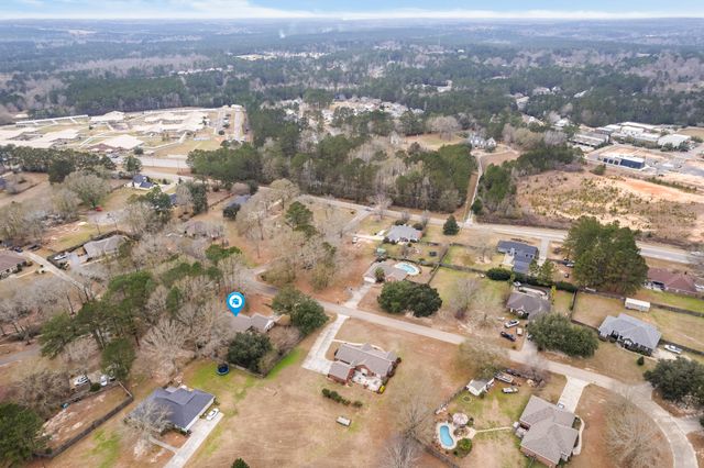 32 Le Grande, Hattiesburg, MS 39402