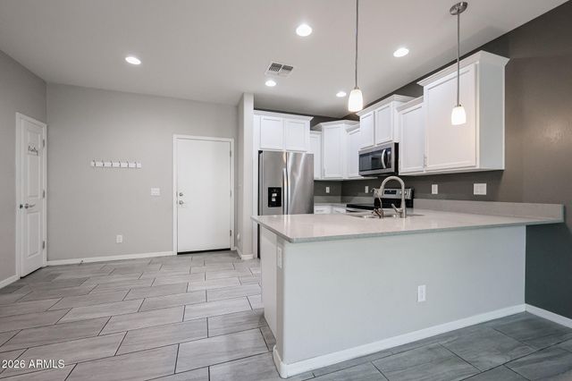 5225 E ENID Avenue 124, Mesa, AZ 85206