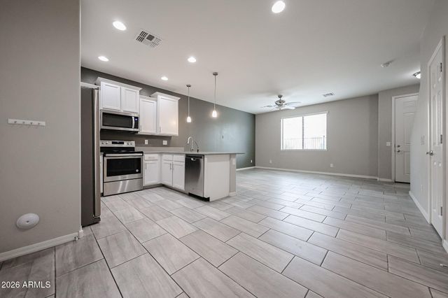 5225 E ENID Avenue 124, Mesa, AZ 85206