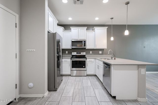 5225 E ENID Avenue 124, Mesa, AZ 85206
