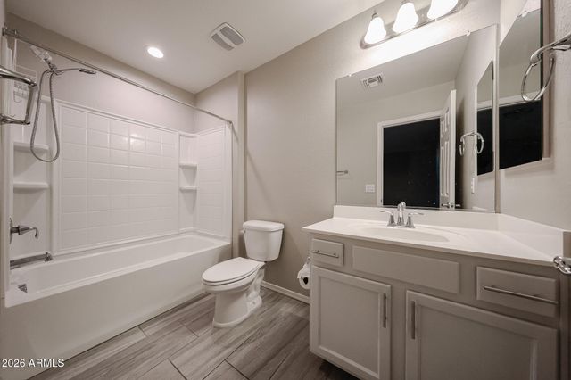 5225 E ENID Avenue 124, Mesa, AZ 85206