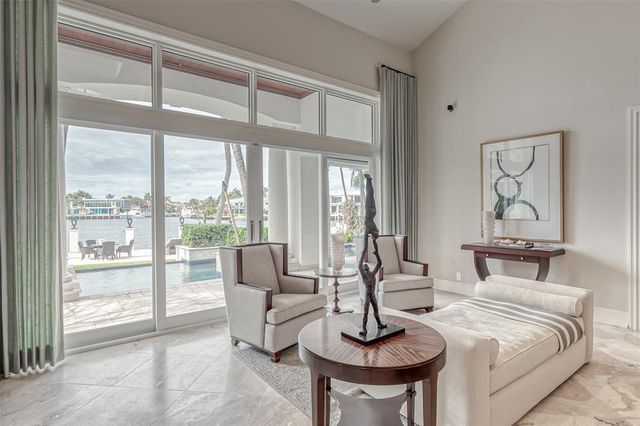 1313 E Lake Drive, Fort Lauderdale, FL 33316