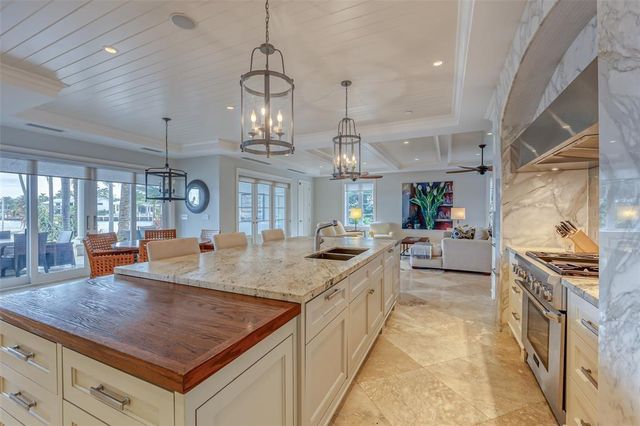 1313 E Lake Drive, Fort Lauderdale, FL 33316