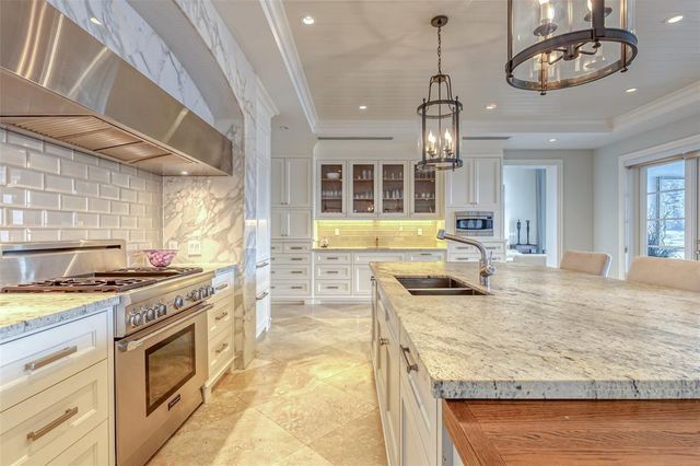 1313 E Lake Drive, Fort Lauderdale, FL 33316