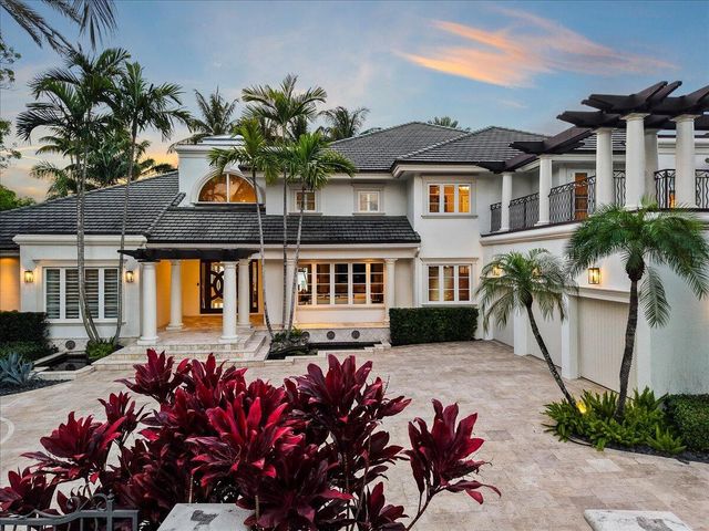 1313 E Lake Drive, Fort Lauderdale, FL 33316