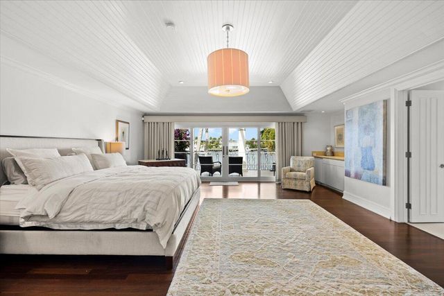 1313 E Lake Drive, Fort Lauderdale, FL 33316