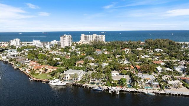 1313 E Lake Drive, Fort Lauderdale, FL 33316