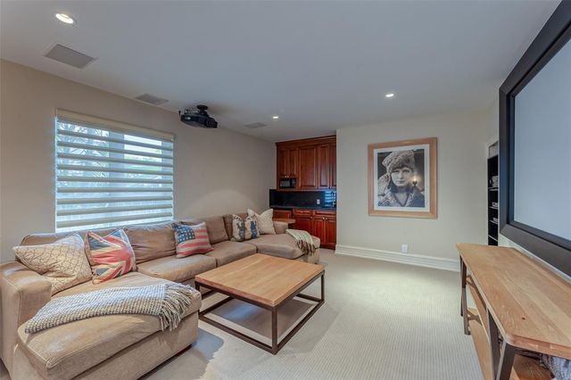 1313 E Lake Drive, Fort Lauderdale, FL 33316