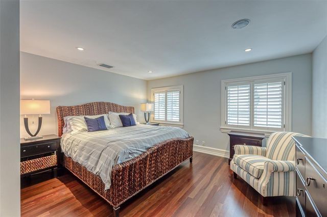 1313 E Lake Drive, Fort Lauderdale, FL 33316