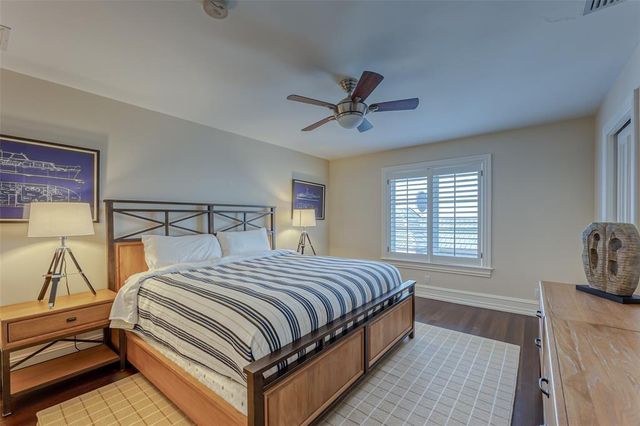 1313 E Lake Drive, Fort Lauderdale, FL 33316