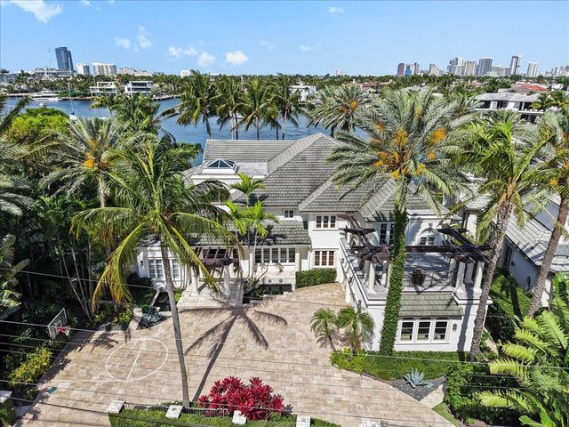 1313 E Lake Drive, Fort Lauderdale, FL 33316