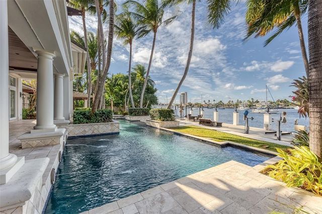 1313 E Lake Drive, Fort Lauderdale, FL 33316