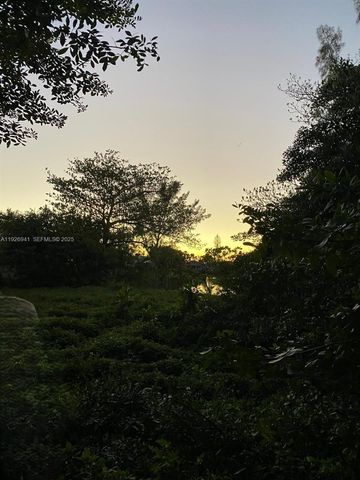 0 SW 10th Ave, Hallandale Beach, FL 33009