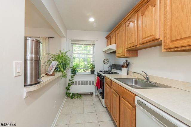 15 Wedgewood Drive 85, Verona Twp., NJ 07044