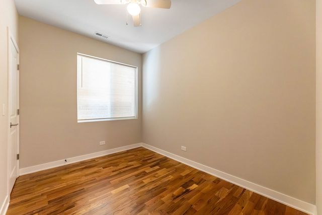 3031 W WARREN Boulevard, Chicago, IL 60612