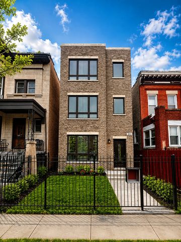 3031 W WARREN Boulevard, Chicago, IL 60612