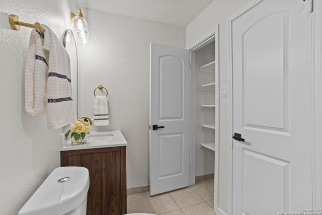 10018 Ink Wells, San Antonio, TX 78250