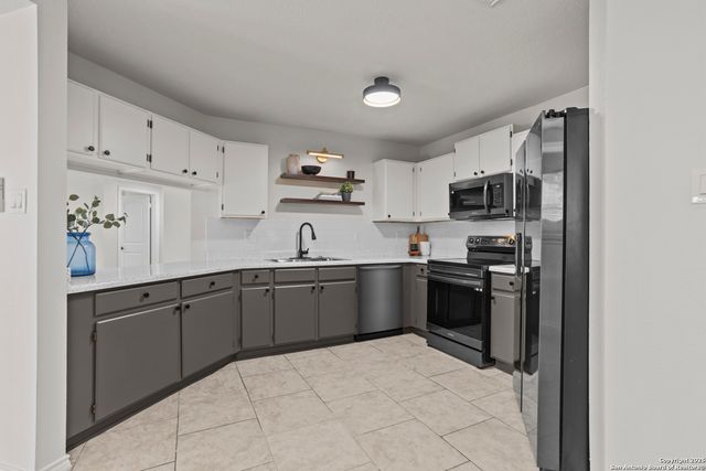 10018 Ink Wells, San Antonio, TX 78250