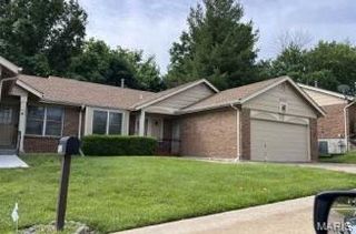 6587 Dolphin Circle B, Florissant, MO 63033