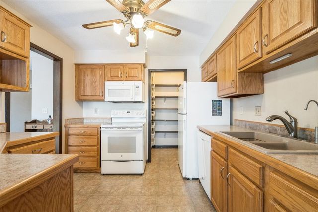 4505 Armar Drive SE 79, Cedar Rapids, IA 52403