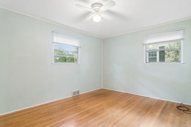 139 N Hager Avenue, Barrington, IL 60010
